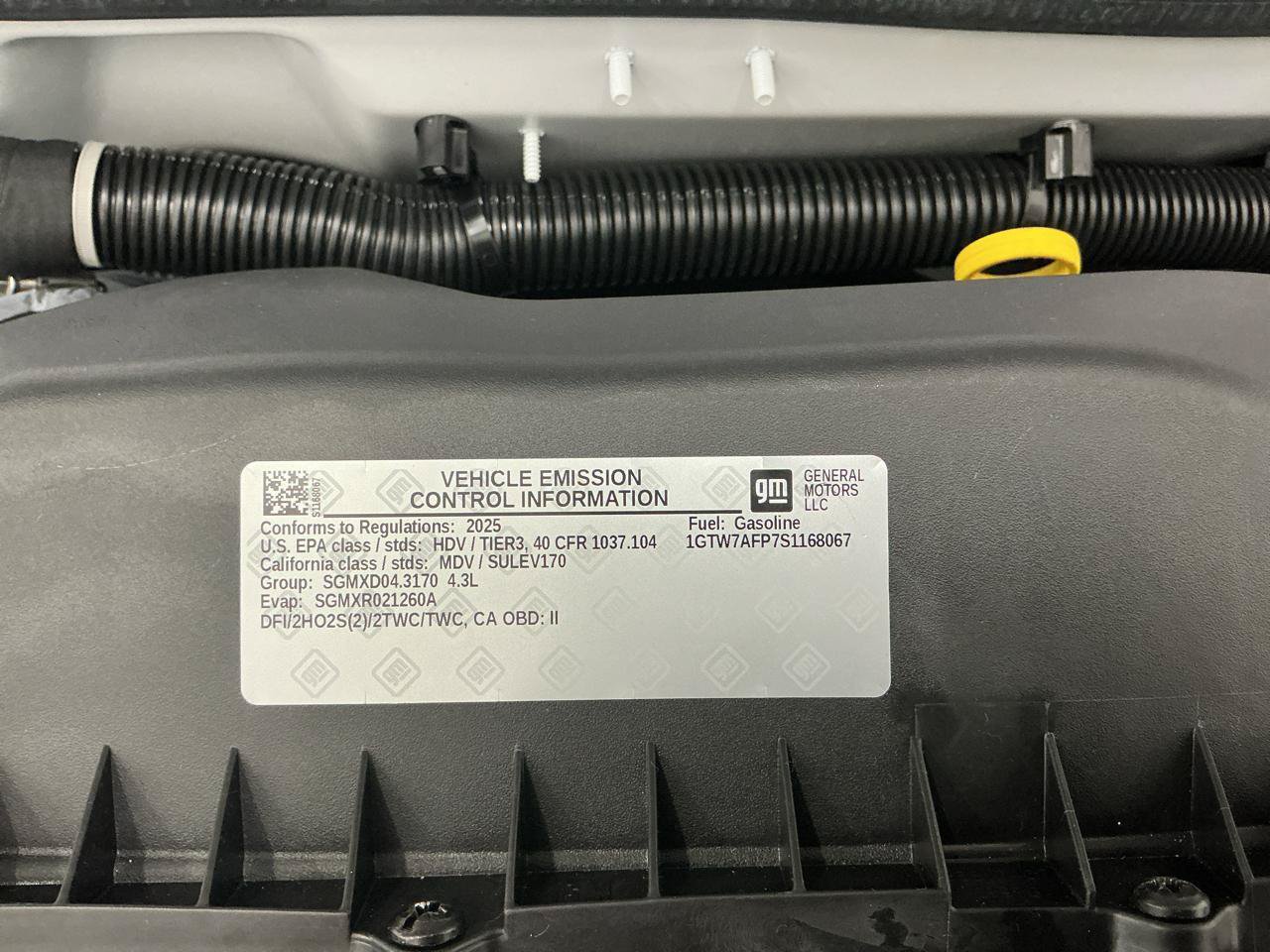 Used 2025 GMC Savana 2500 w/ Driver Convenience Package RWD image 19