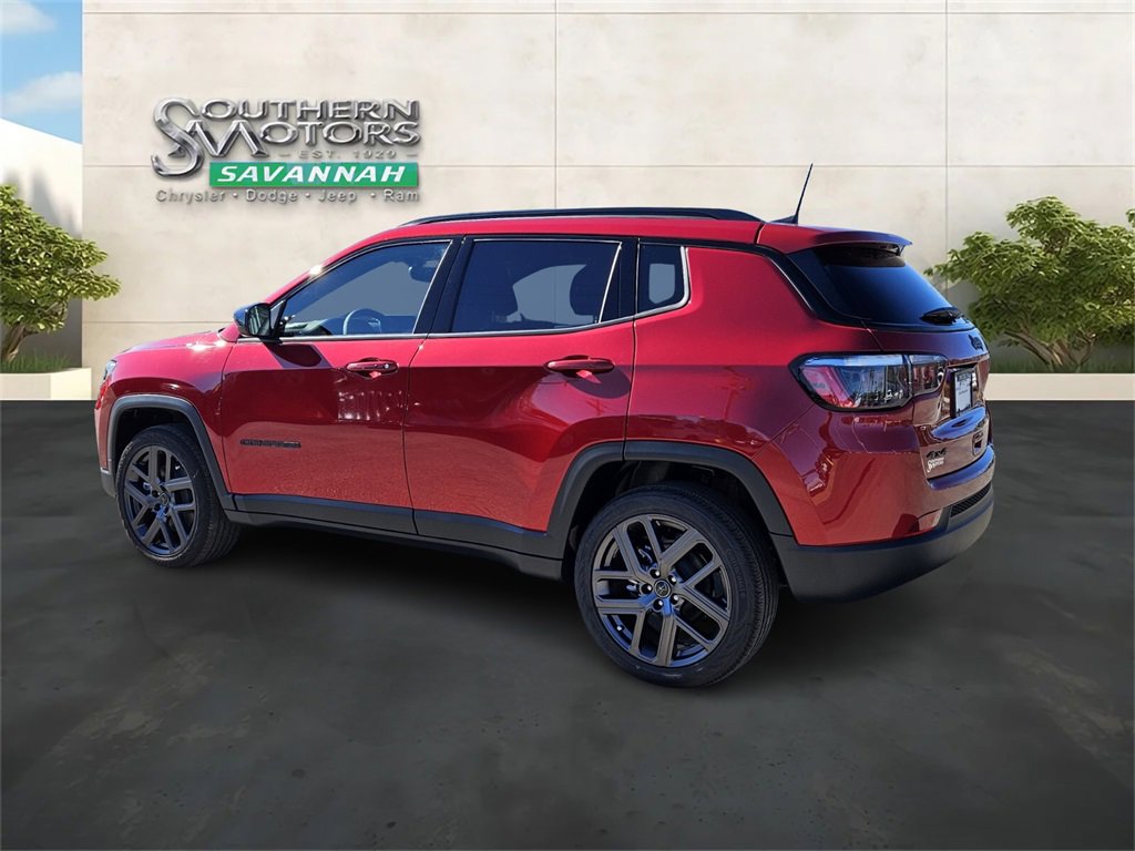 New 2026 Jeep Compass Latitude image 3