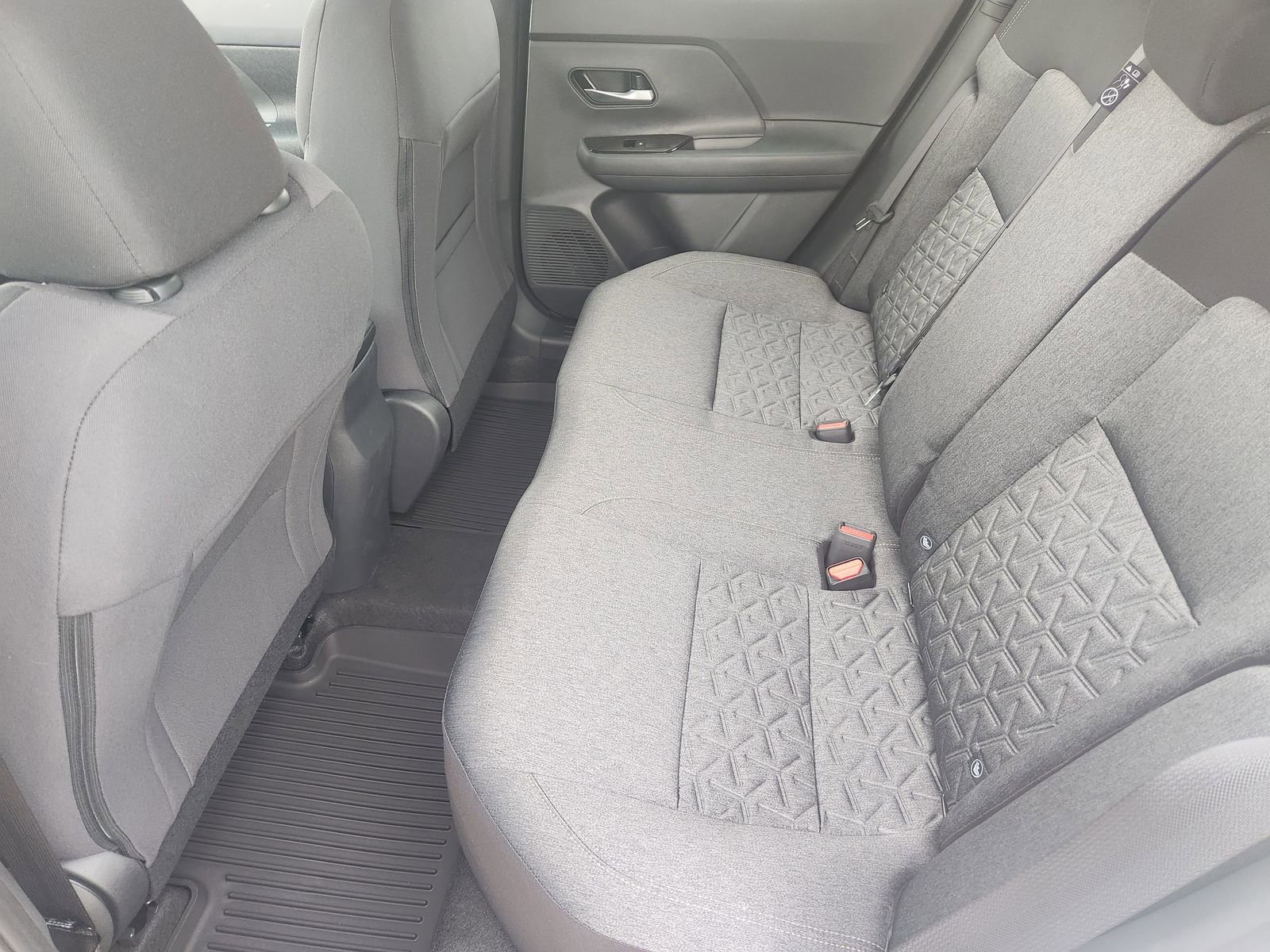 New 2026 Nissan Kicks SV image 24