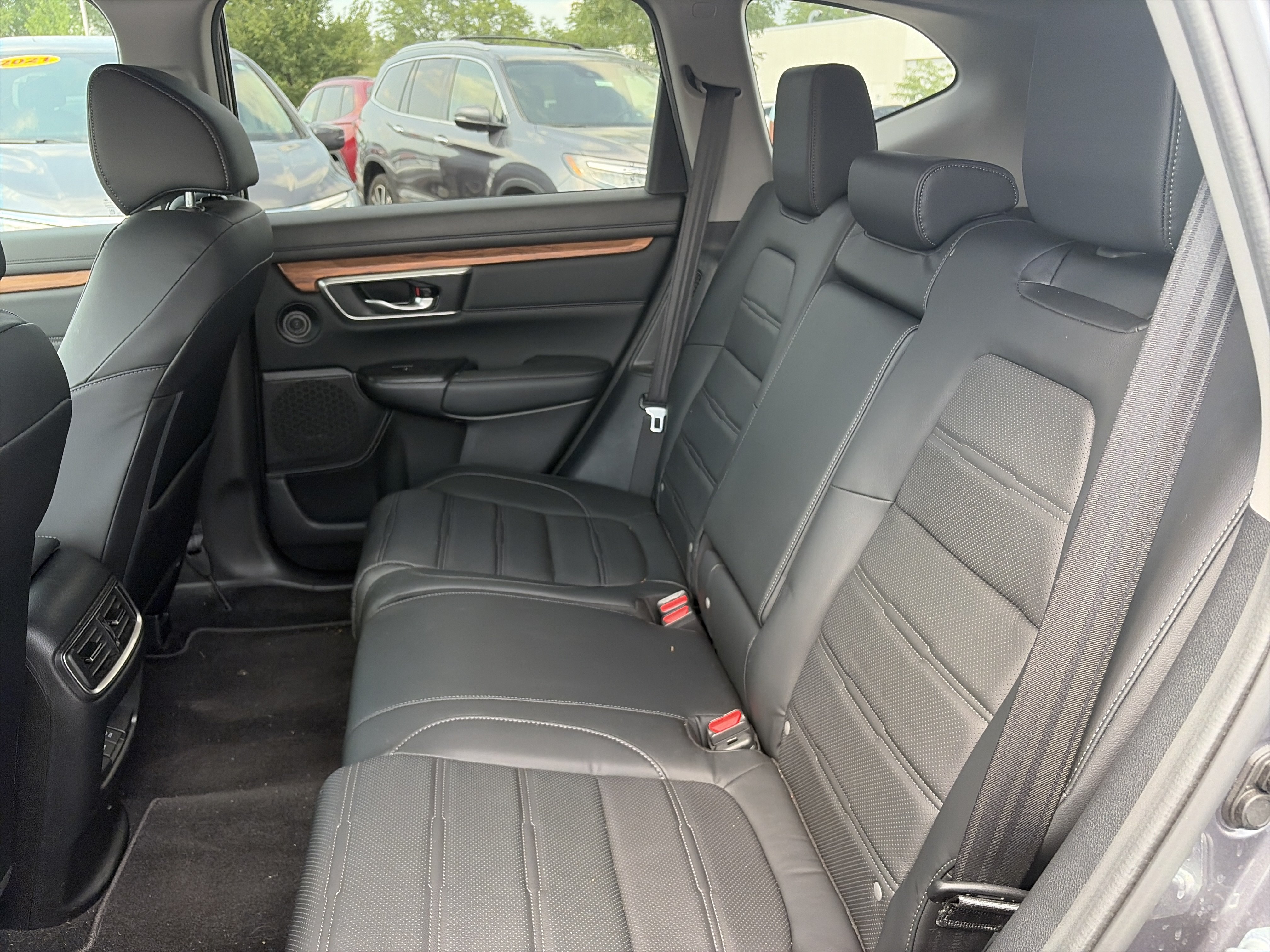 Used 2022 Honda CR-V Touring image 19