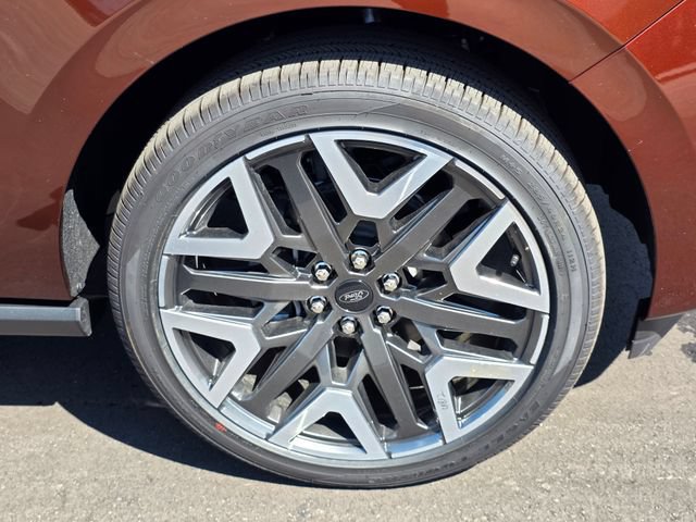 New 2027 Ford Expedition Max Platinum w/ Platinum Ultimate Package AWD/4WD image 8