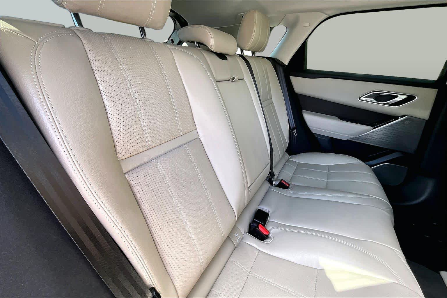 Used 2018 Land Rover Range Rover Velar S AWD/4WD image 20