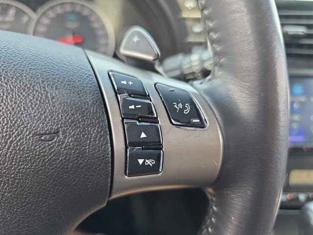 Used 2010 Chevrolet Corvette Coupe w/ 1LT RWD image 17