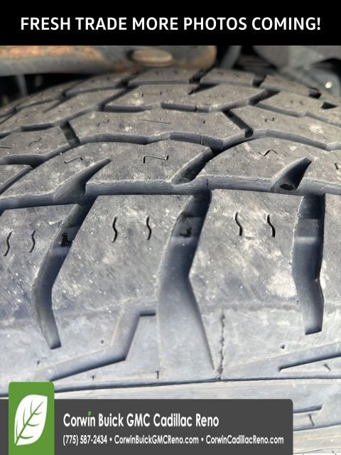 Used 2016 Ford Expedition XLT image 4