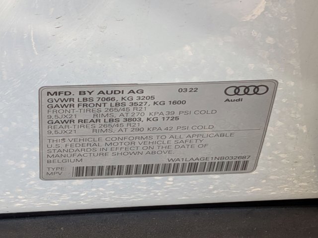 Used 2022 Audi e-tron Premium Plus w/ Premium Plus Package image 17