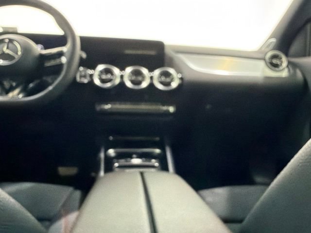 Used 2024 Mercedes-Benz GLA 35 AMG 4MATIC image 14