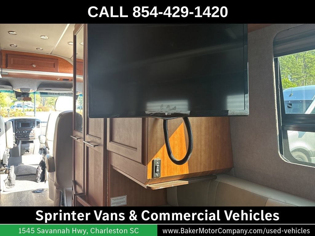 Used 2016 Mercedes-Benz Sprinter 3500 image 4