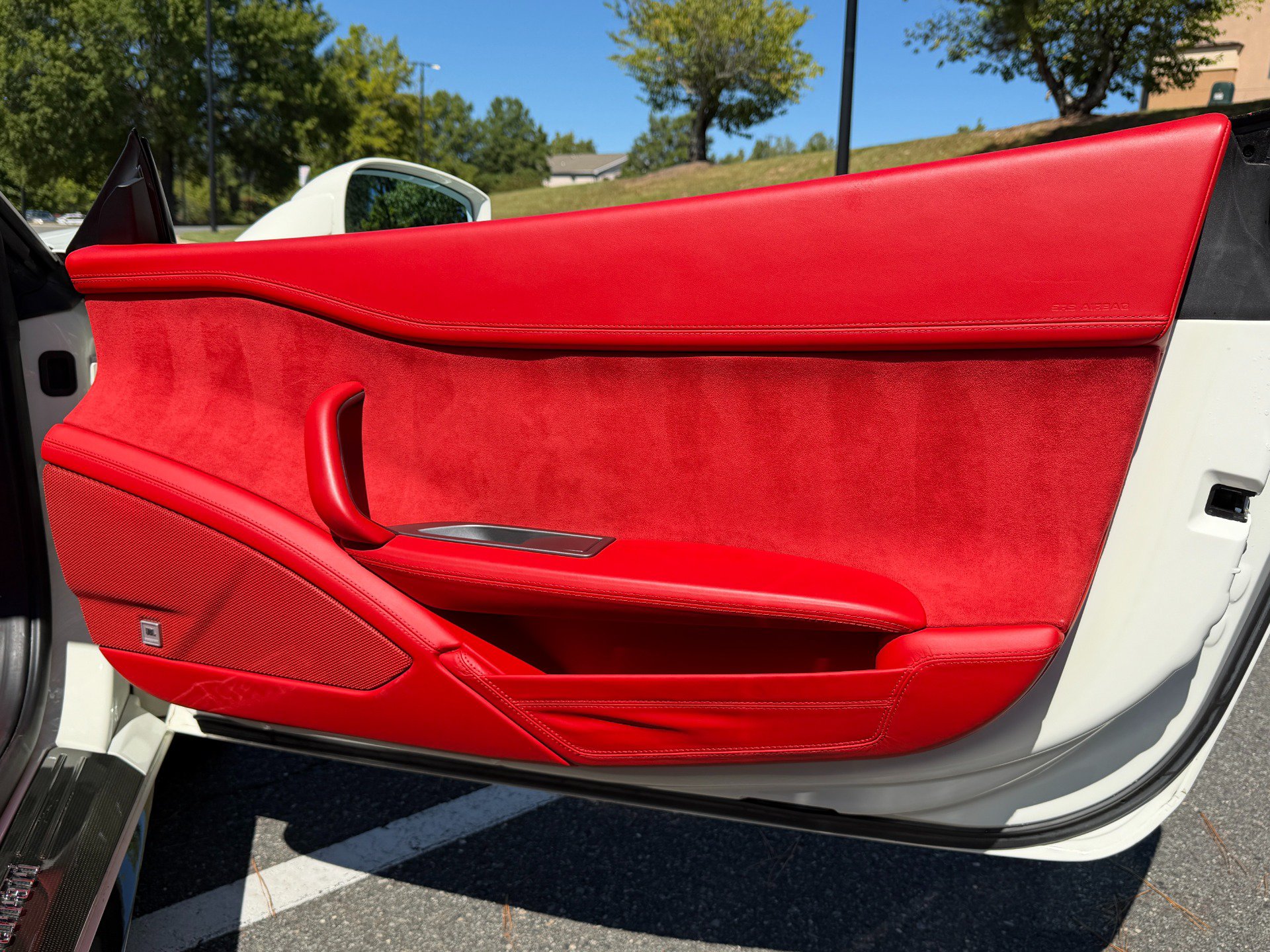 Used 2015 Ferrari 458 Spider RWD image 64