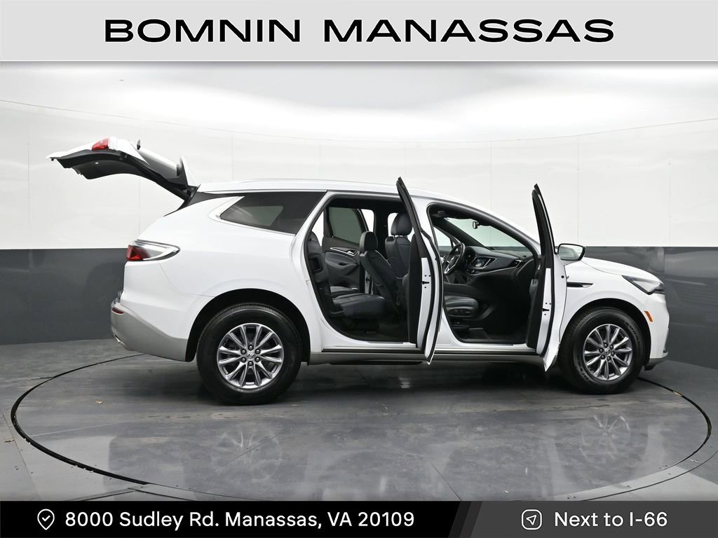 Used 2023 Buick Enclave Essence FWD image 39