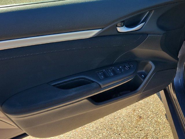 Used 2019 Honda Civic EX image 9
