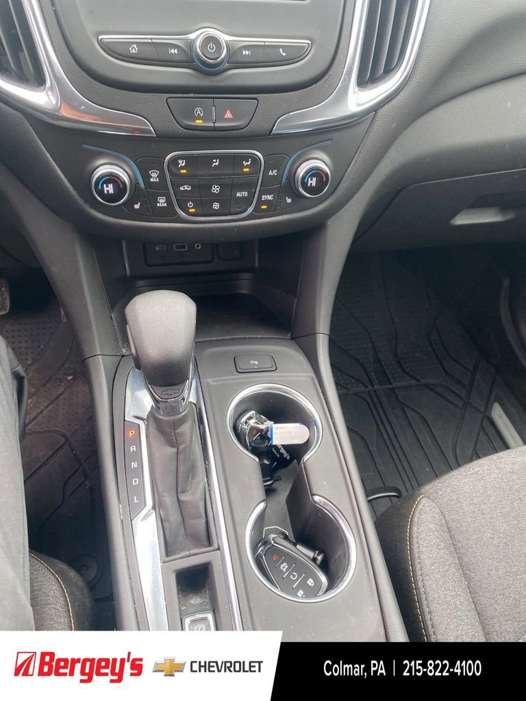 Certified 2024 Chevrolet Equinox LT w/ LPO, Floor Liner Package image 30