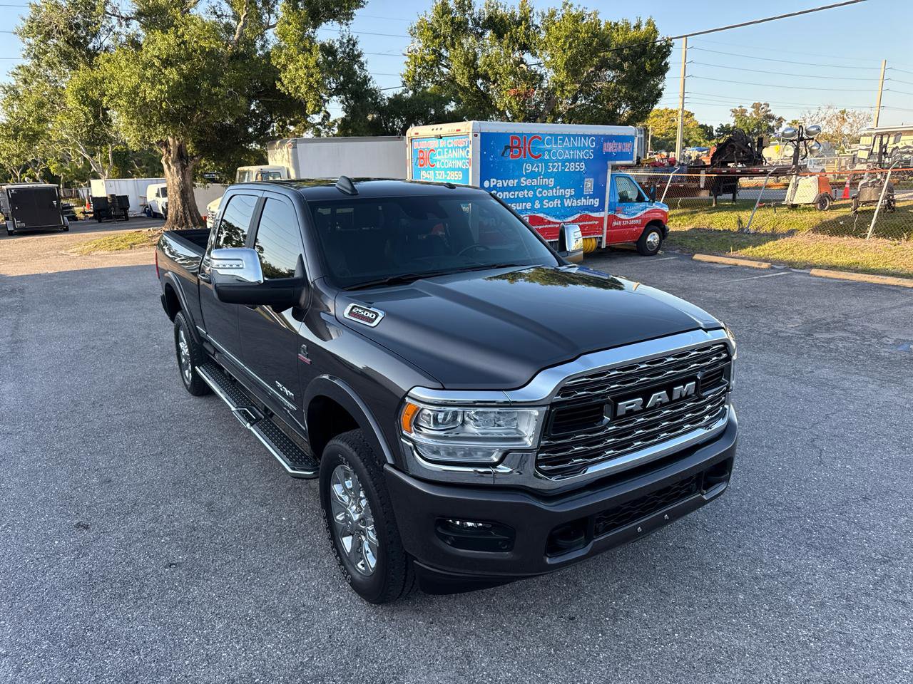 Used 2023 RAM 2500 Limited AWD/4WD image 3