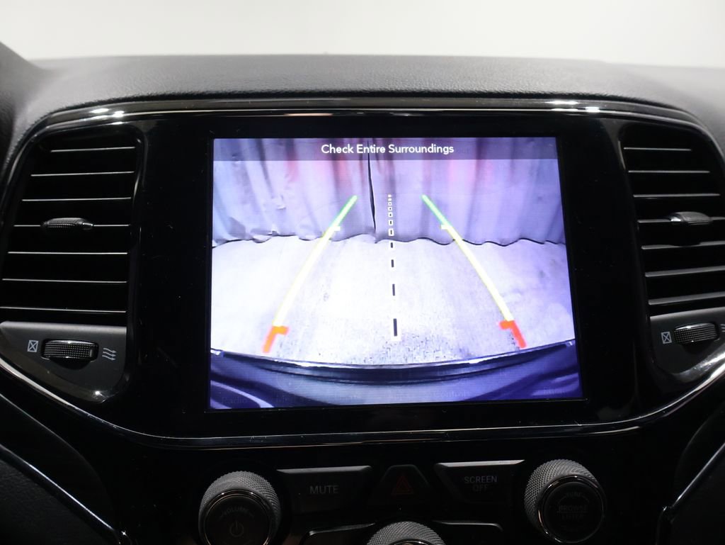 Used 2019 Jeep Grand Cherokee Limited image 29