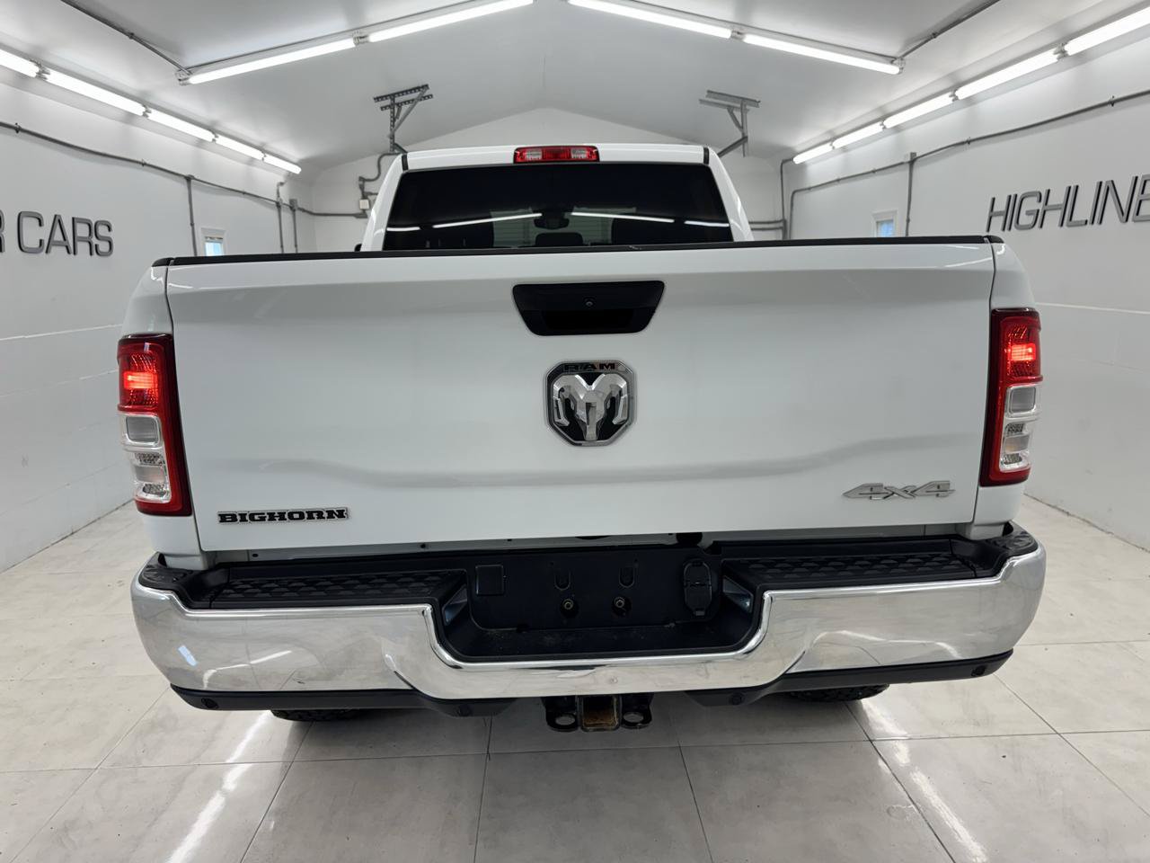 Used 2024 RAM 2500 Big Horn w/ Off Road Package AWD/4WD image 5