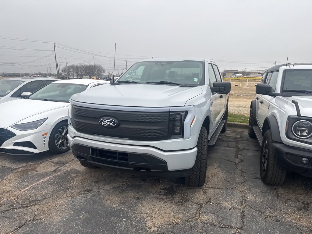 Certified 2025 Ford F150 Lightning XLT image 4