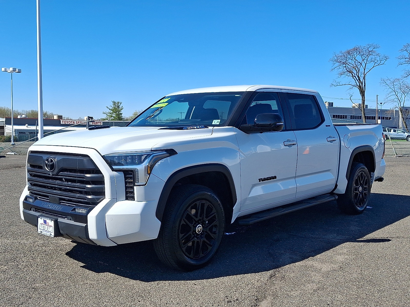 Used 2024 Toyota Tundra Limited image 3
