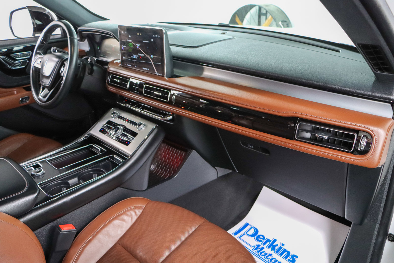 Used 2023 Lincoln Aviator Reserve w/ Jet Package image 29