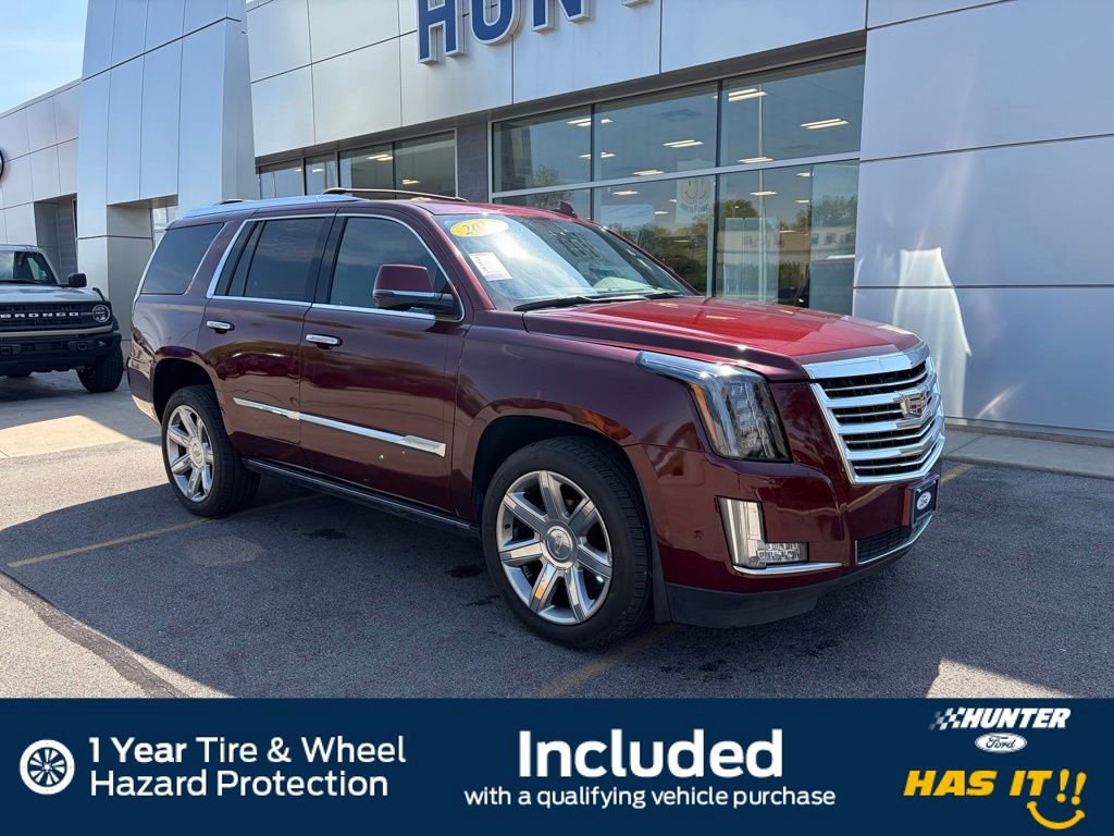 Used 2017 Cadillac Escalade Platinum AWD/4WD image 10
