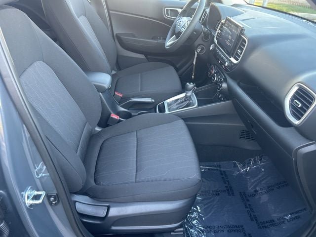 New 2026 Hyundai Venue SE image 32