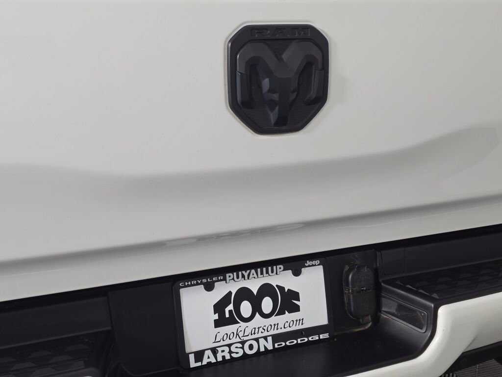 Used 2022 RAM 1500 Laramie image 10