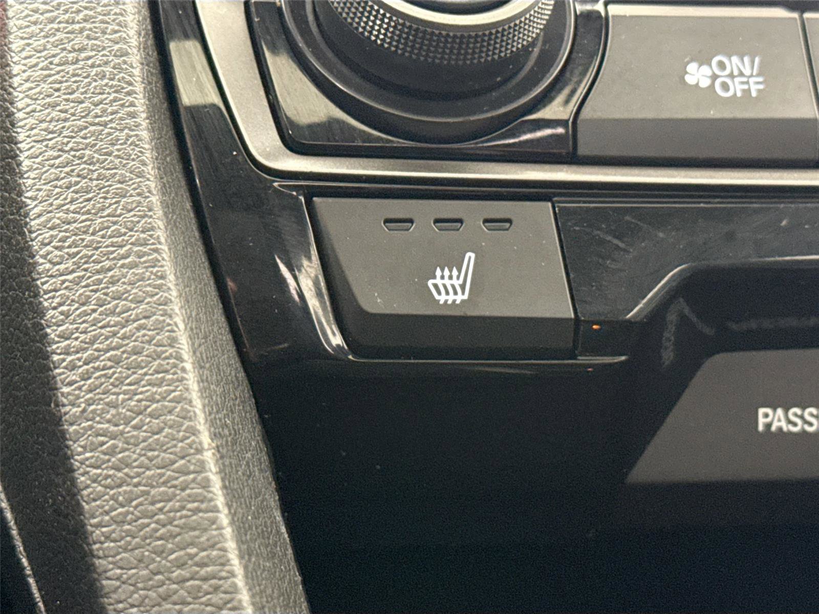 Used 2020 Honda Civic EX image 7