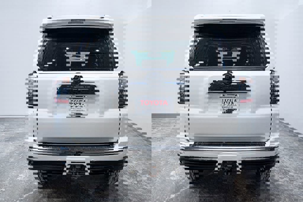 Used 2019 Toyota 4Runner Limited image 8