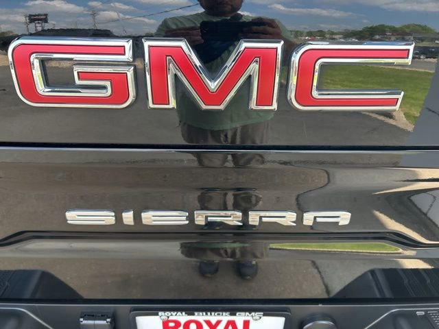 Used 2022 GMC Sierra 1500 AT4 w/ AT4 Premium Package image 31