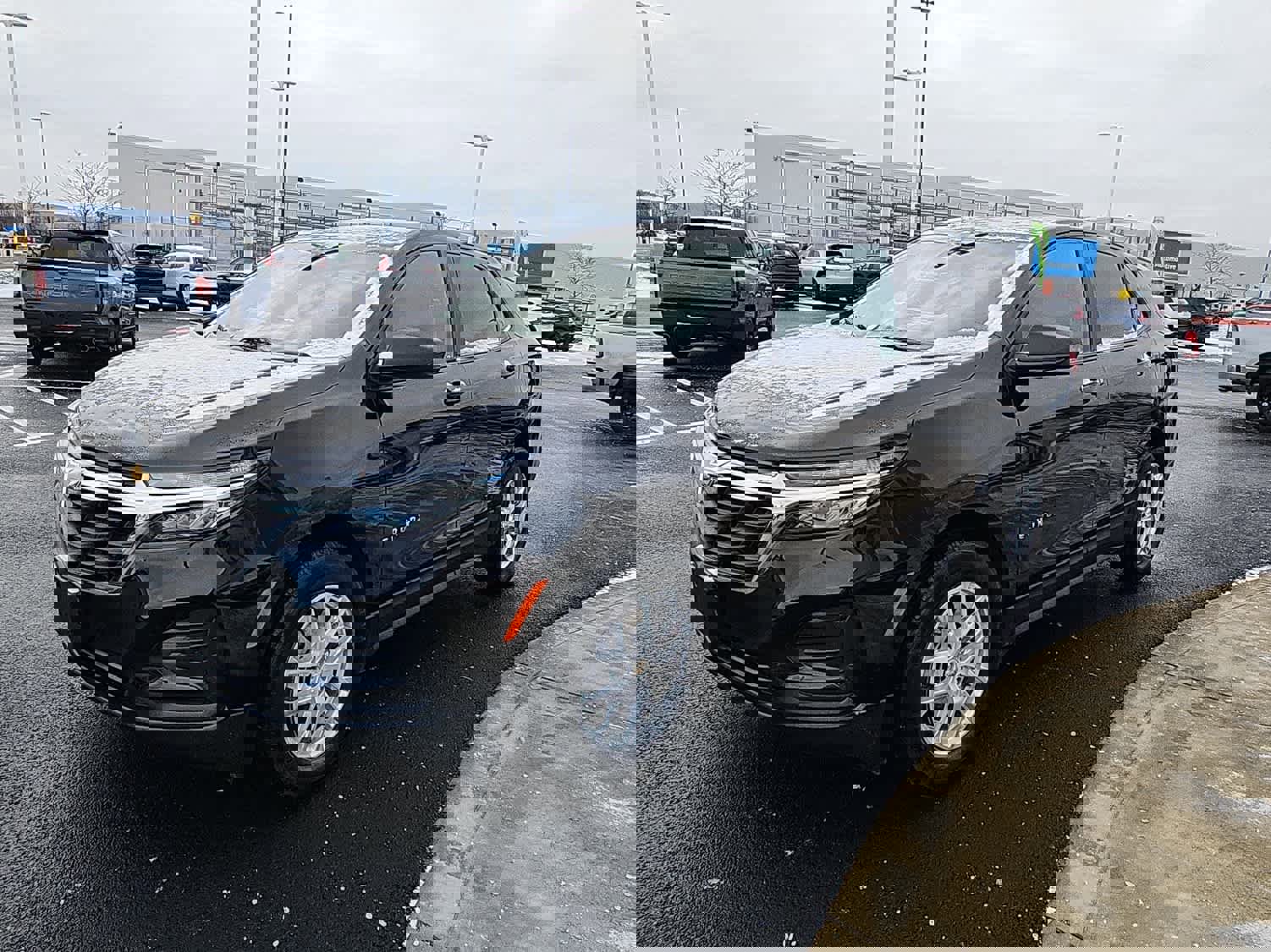 Used 2023 Chevrolet Equinox LS w/ LS Convenience Package image 6