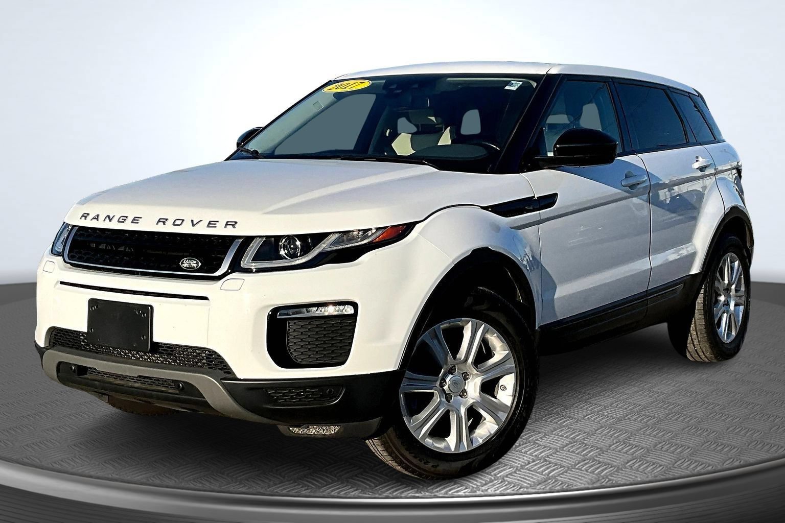 Used 2017 Land Rover Range Rover Evoque SE