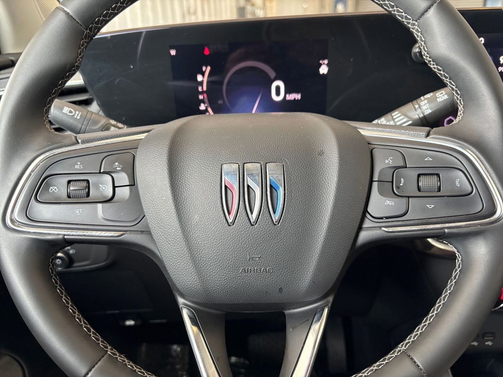 Used 2025 Buick Encore GX Preferred image 25