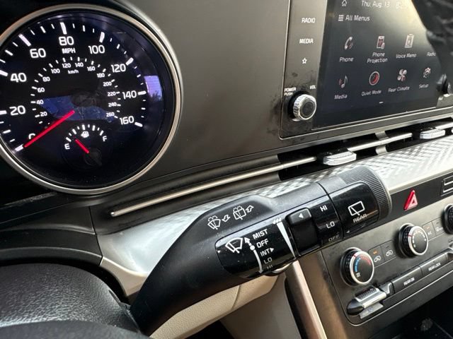 Used 2024 Kia Carnival LX FWD image 18