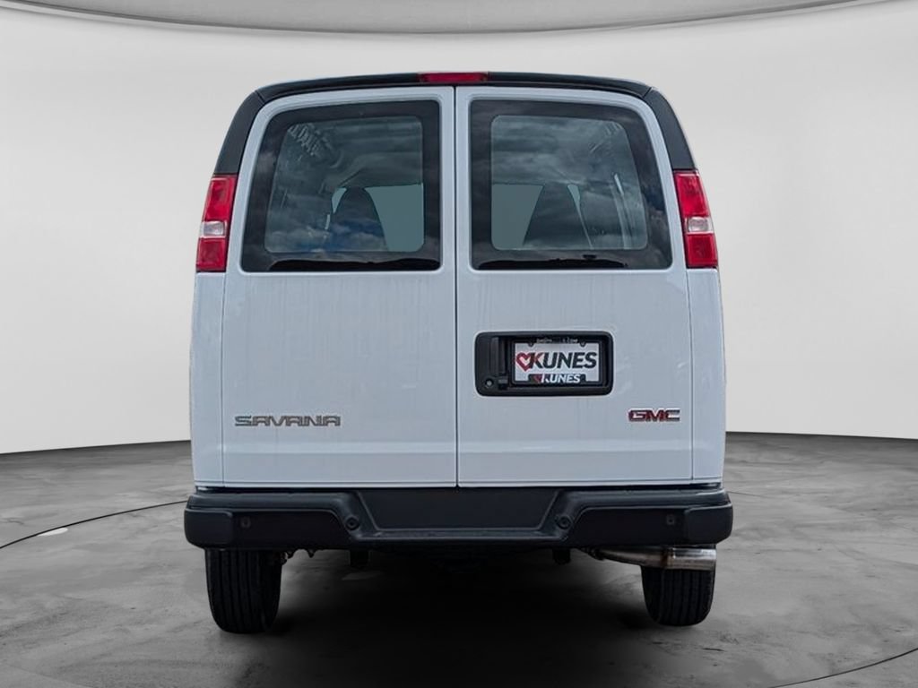 New 2026 GMC Savana 3500 Extended w/ Driver Convenience Package RWD image 10