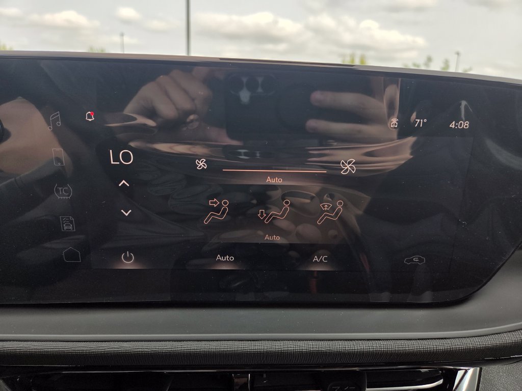 New 2026 Buick Envista Sport Touring w/ Convenience I Package FWD image 26