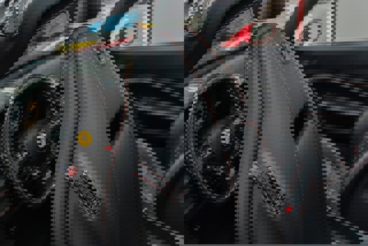 Used 2022 Ferrari F8 Tributo image 25