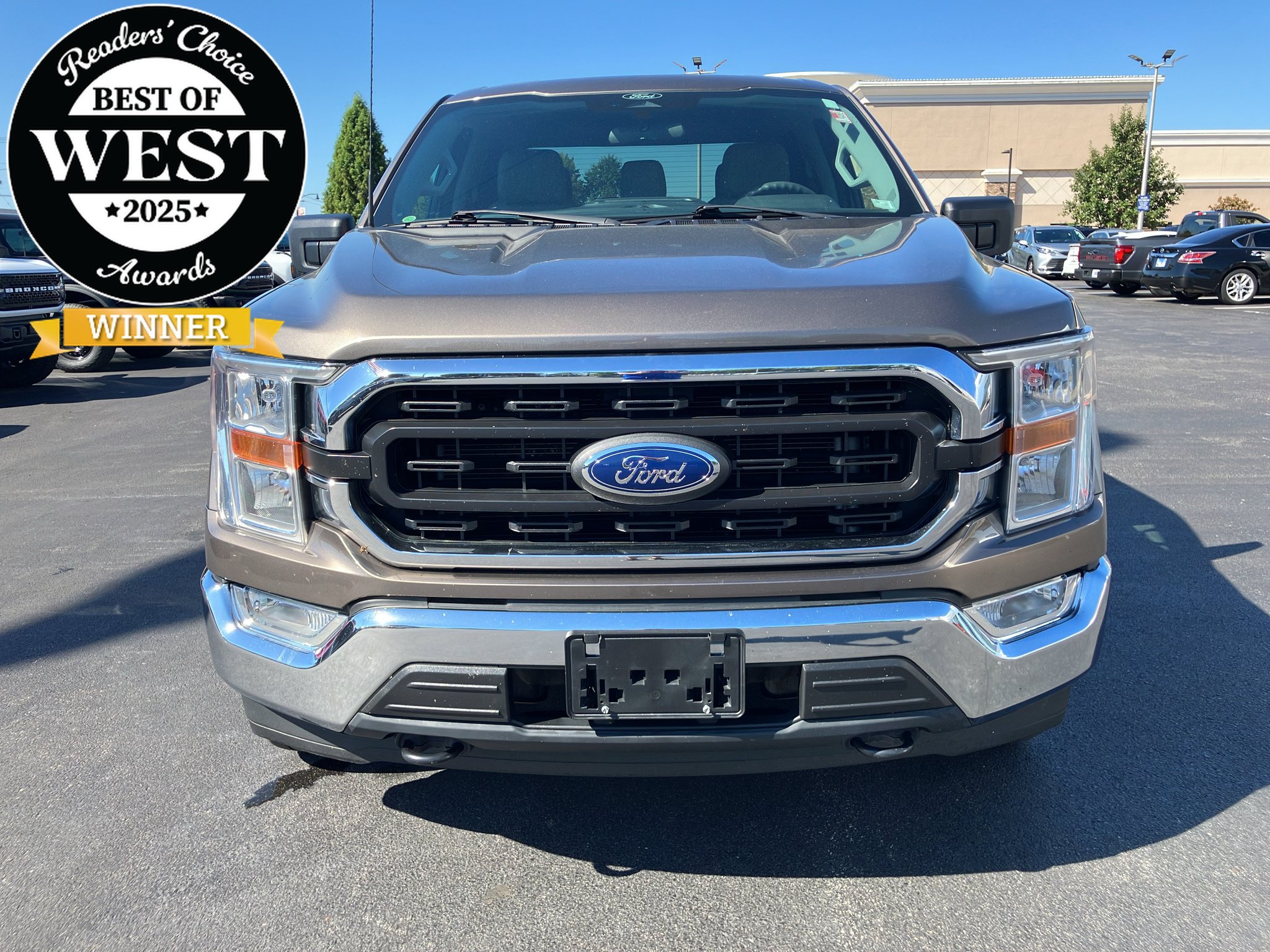 Used 2022 Ford F150 XLT AWD/4WD image 1