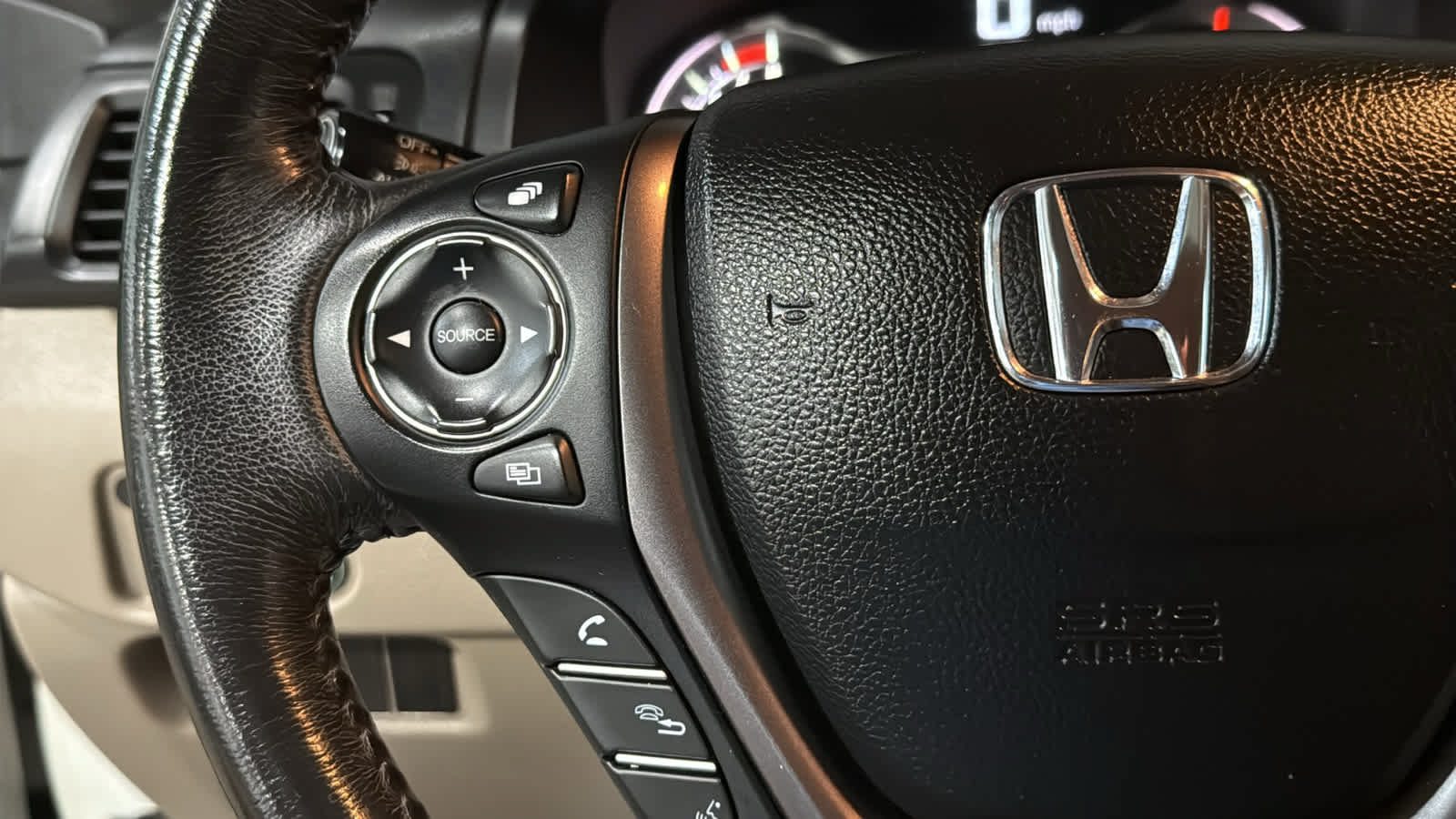 Used 2017 Honda Pilot EX-L image 11