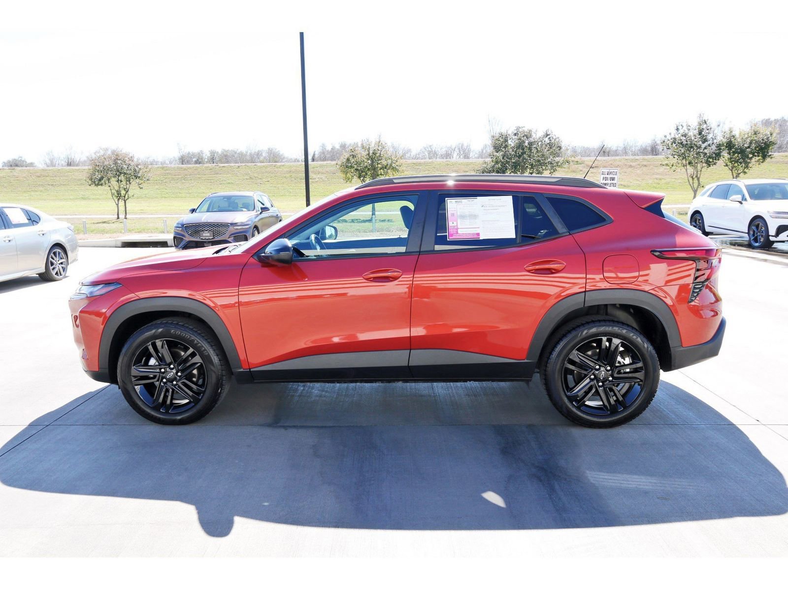 Used 2024 Chevrolet Trax ACTIV w/ Driver Confidence Package image 5