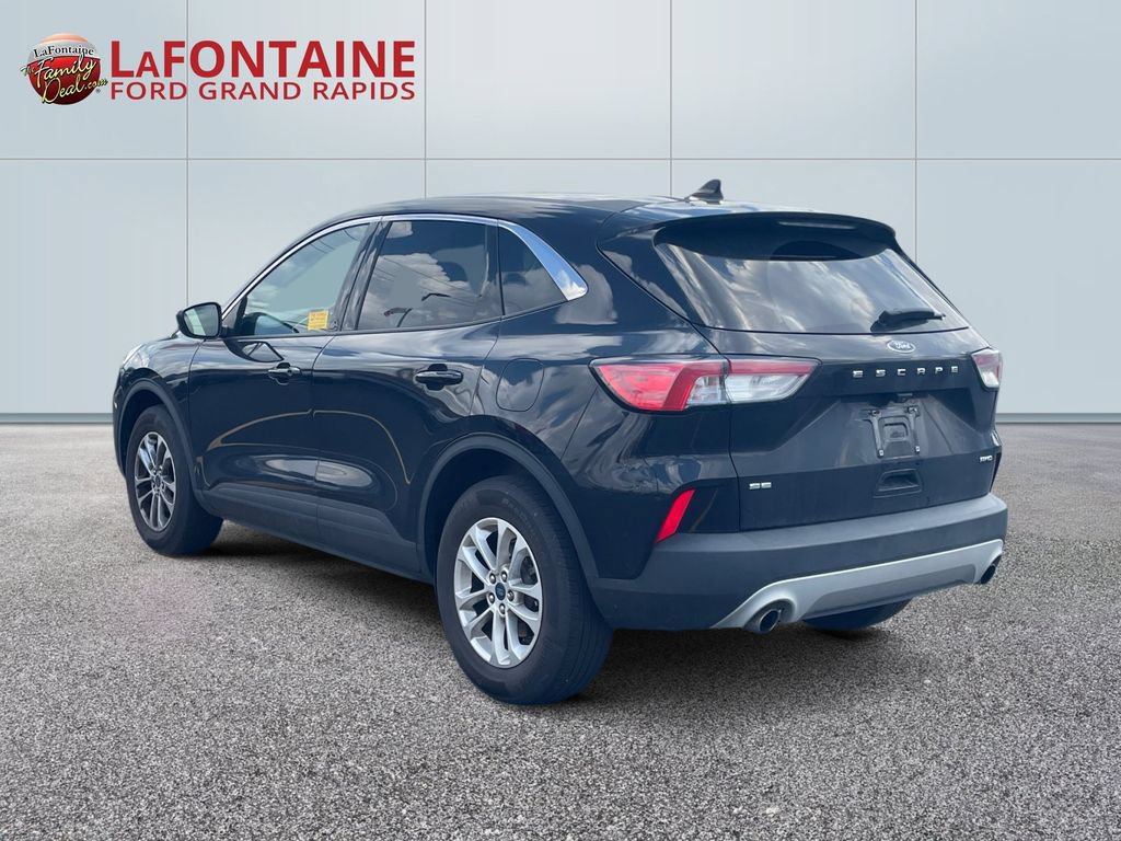 Used 2021 Ford Escape SE w/ Convenience Package AWD/4WD image 5