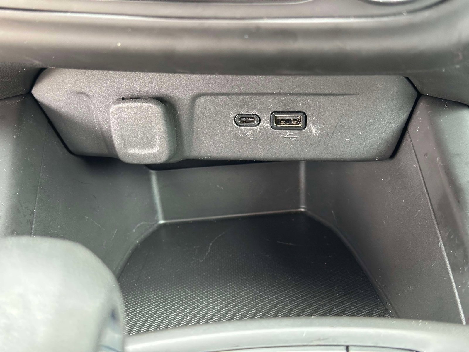 Certified 2024 Chevrolet Trax RS image 28