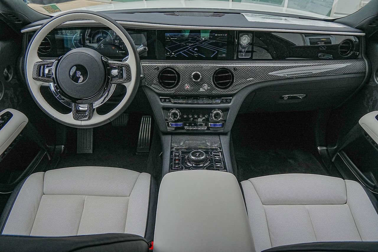 New 2025 Rolls-Royce Ghost Black Badge AWD/4WD image 37