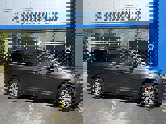 Used 2021 Chrysler Voyager L