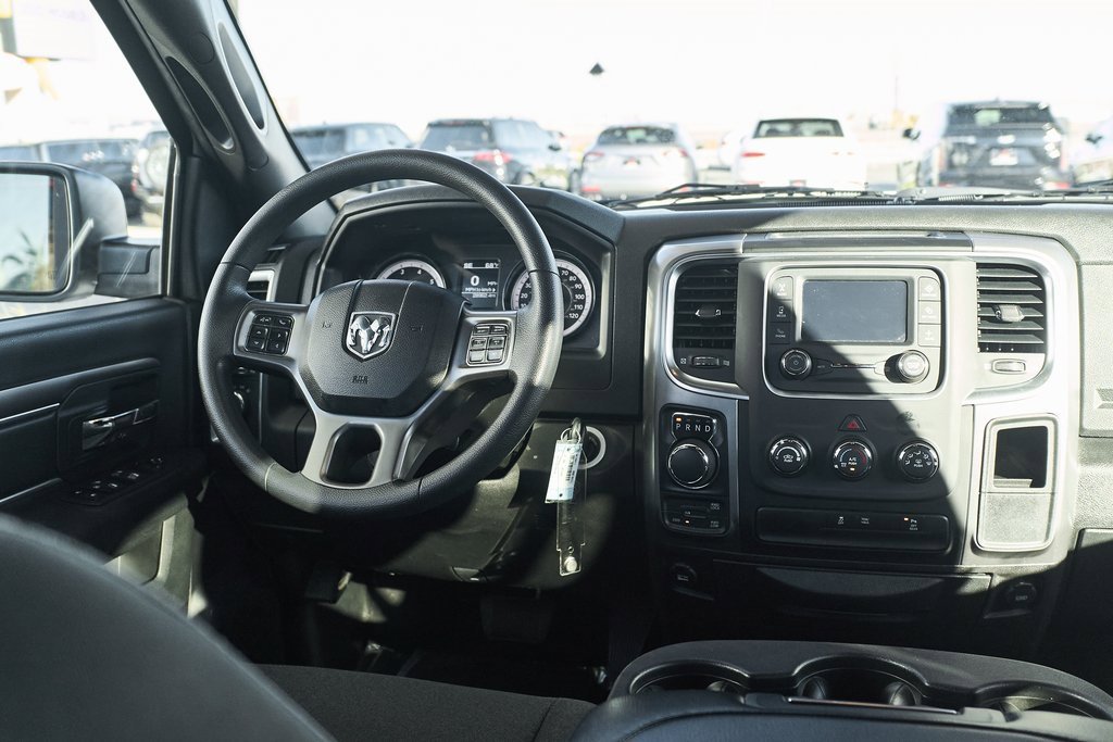 Used 2024 RAM 1500 Classic Warlock image 35