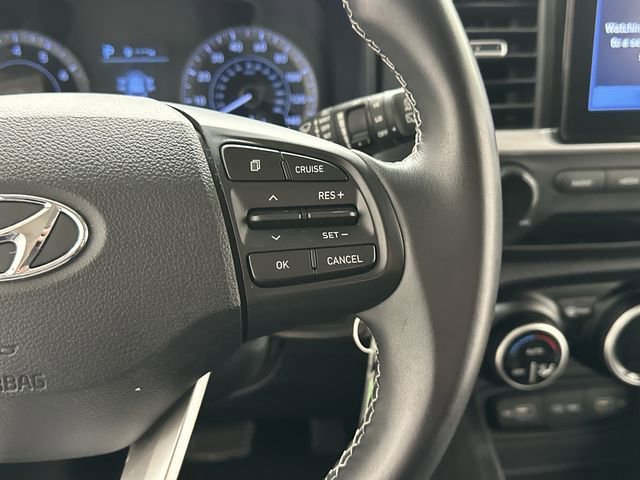 Used 2022 Hyundai Venue SEL w/ Cargo Package image 10