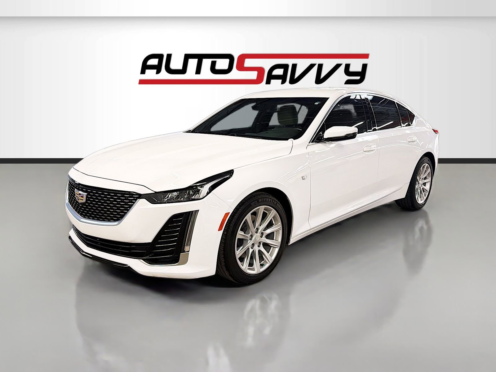 Used 2023 Cadillac CT5 Luxury image 3