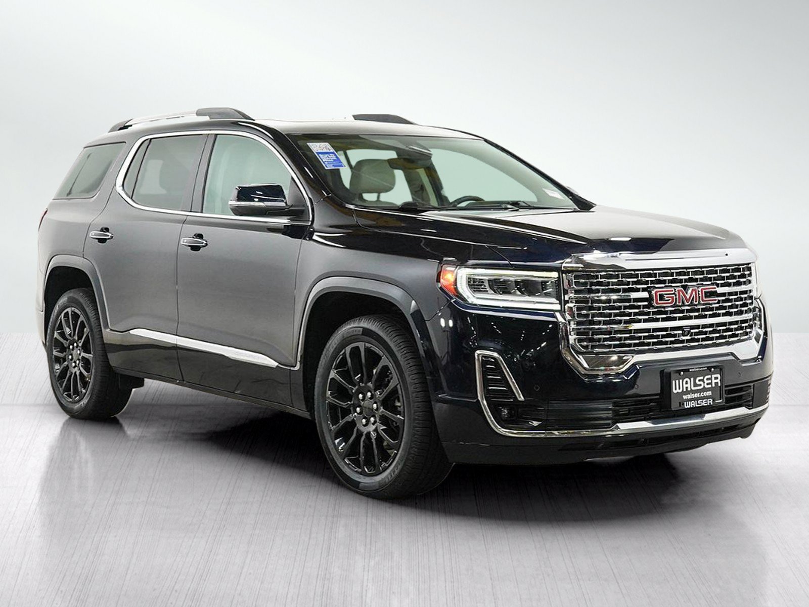Used 2021 GMC Acadia Denali w/ Denali Ultimate Package AWD/4WD image 7