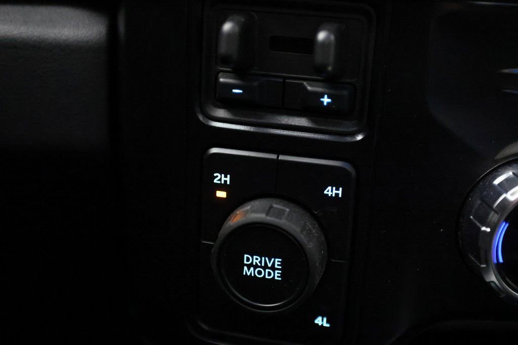 Used 2025 Ford F450 Lariat w/ Lariat Ultimate Package image 24