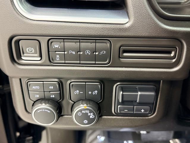 Certified 2021 Chevrolet Tahoe RST w/ Luxury Package image 20