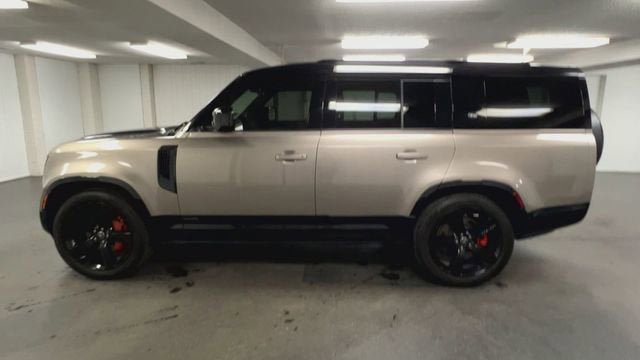 Used 2023 Land Rover Defender 130 X AWD/4WD image 5