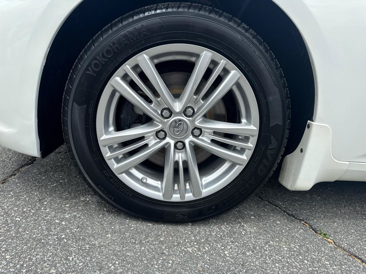 Used 2013 INFINITI G37 x Sedan w/ Premium Pkg AWD/4WD image 15