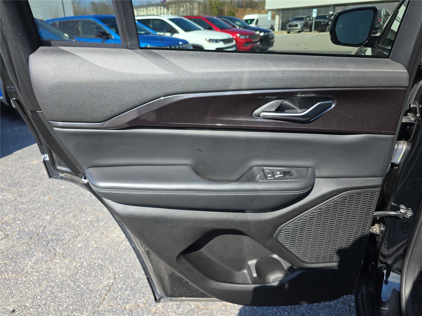 Used 2023 Jeep Grand Cherokee Altitude image 14